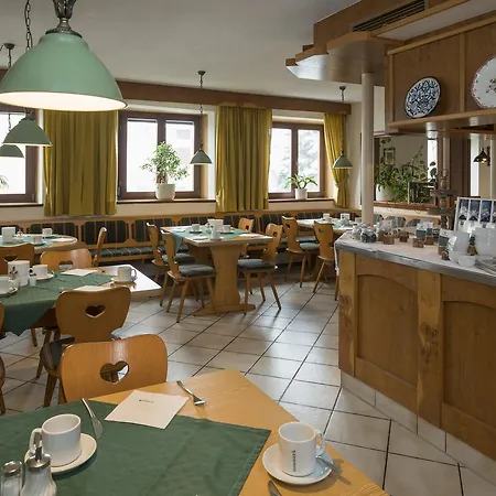 Krone Отель 3*